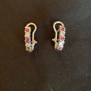 Earrings white gold,diamonds and garnet